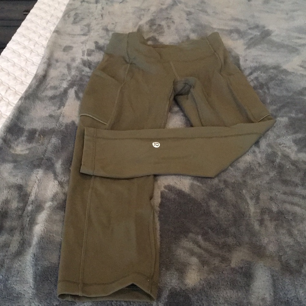 Lululemon olive green cropped leggings size 2